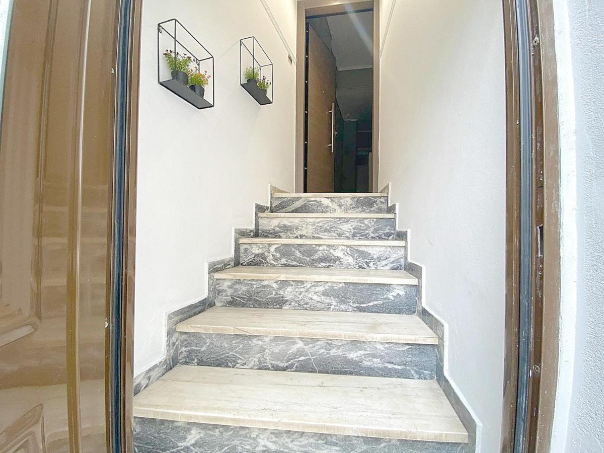 Apartamento Check Point - Museum Atenas Exterior foto